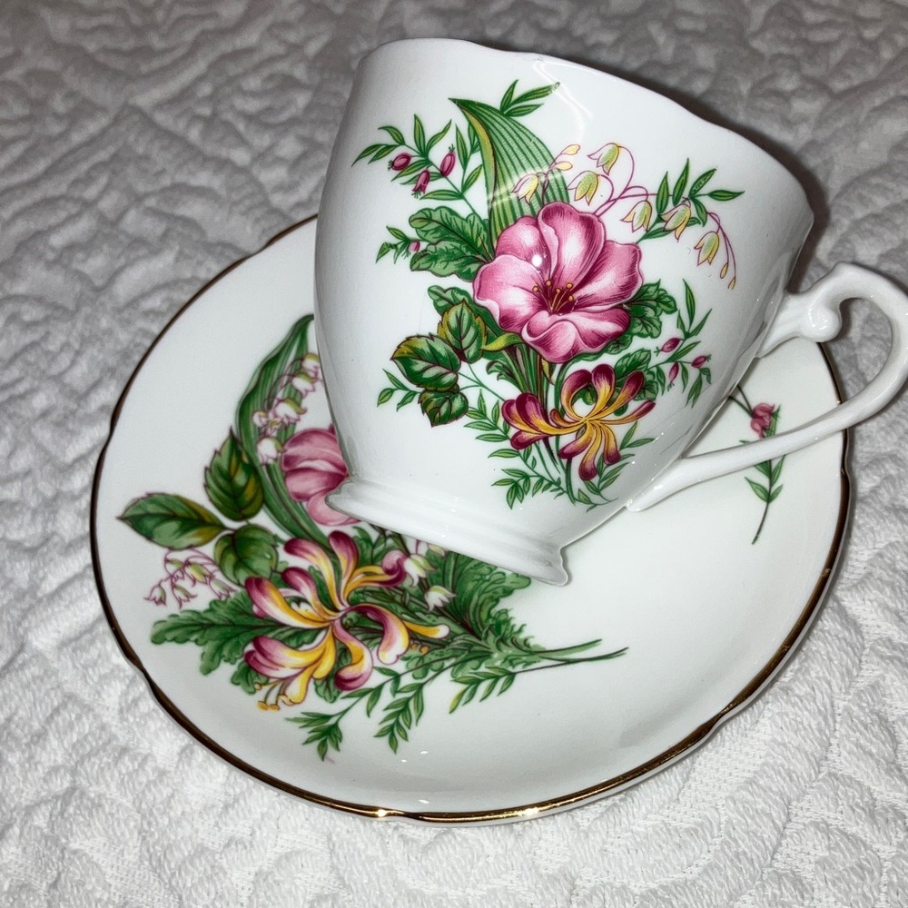 Royal Grafton bone china tea cup & saucer ,